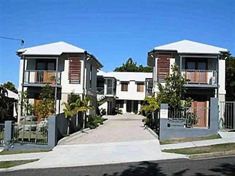 Main view of Homely unit listing, 4/27 Riddell St, Bulimba QLD