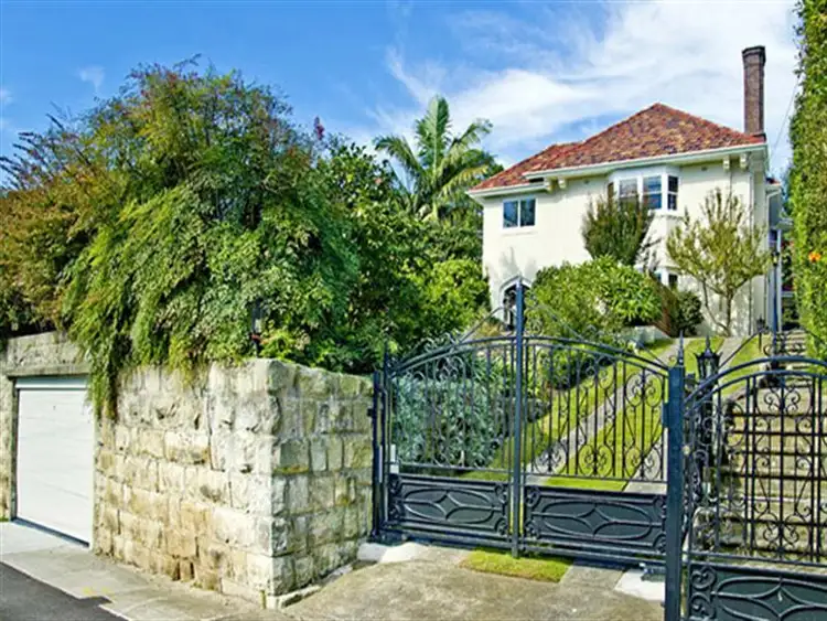 9 Drumalbyn Rd, Bellevue Hill NSW