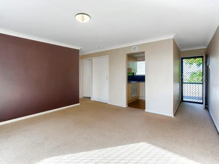 14/40 Pine St