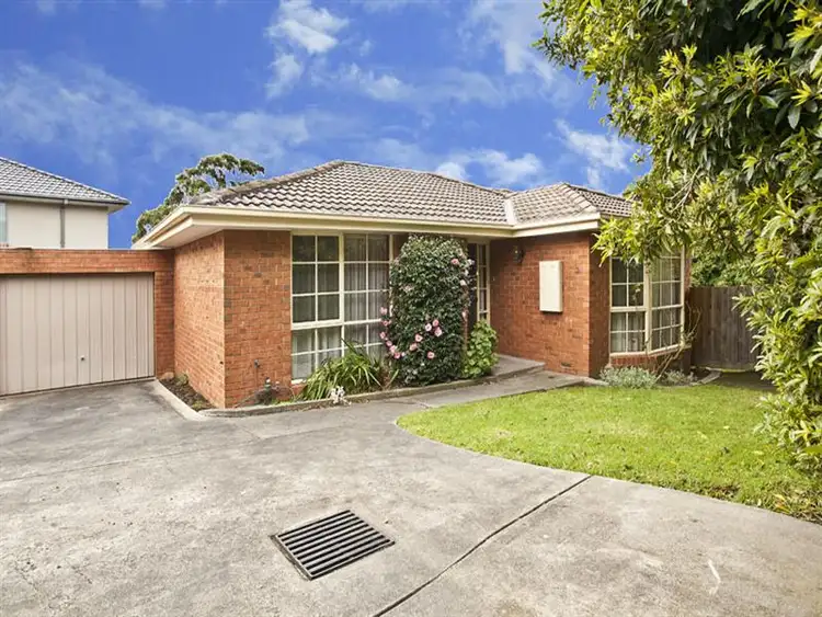 3/4 Saladin Ave, Glen Waverley VIC