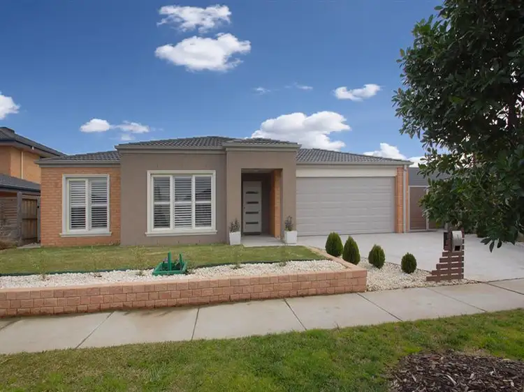 44 Sandarra Blvd, Skye VIC