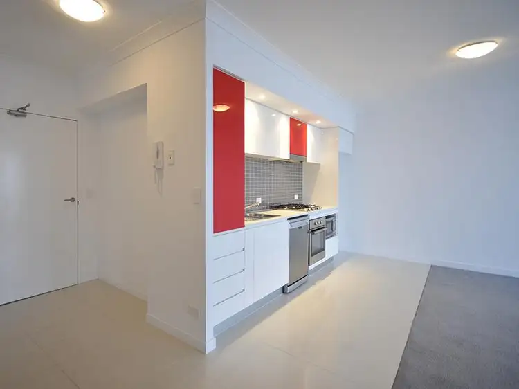 Fifth view of Homely apartment listing, Unit 32209 9 Lawson St, Southport QLD