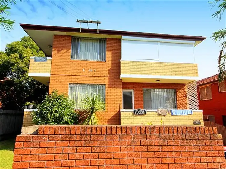 3/2 Boorea Ave, Lakemba NSW