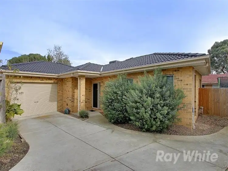 2/8 Lojosa Ct, Ferntree Gully VIC