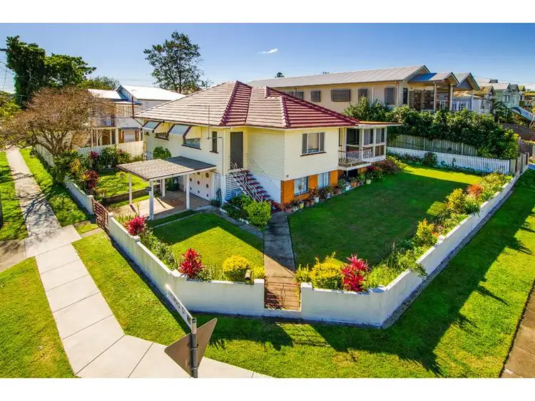 62 Temple St, Coorparoo QLD