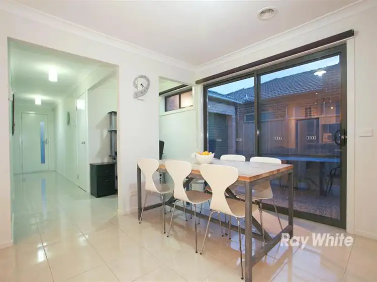 Fourth view of Homely house listing, 33 Banfield Pl, Lyndhurst VIC