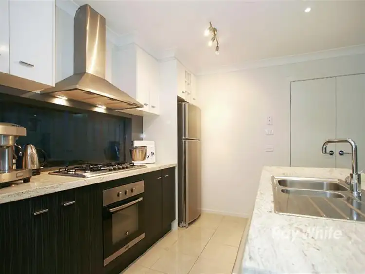 Fifth view of Homely house listing, 33 Banfield Pl, Lyndhurst VIC