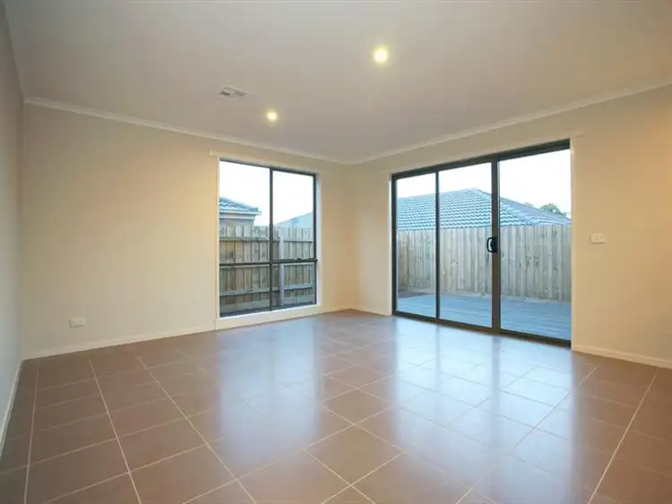 Fifth view of Homely house listing, 20 Bethune Dr, Hampton Park VIC