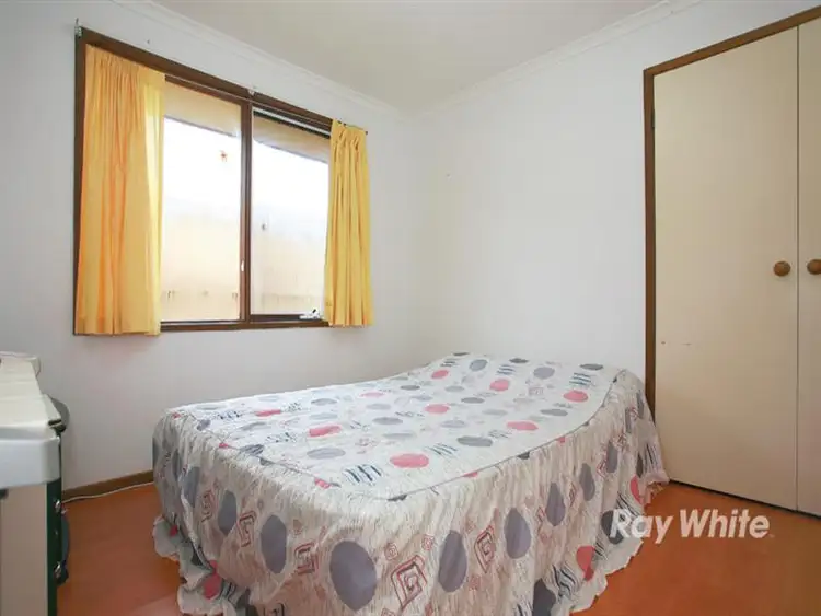 Seventh view of Homely house listing, 17 Courtenay Ave, Cranbourne North VIC