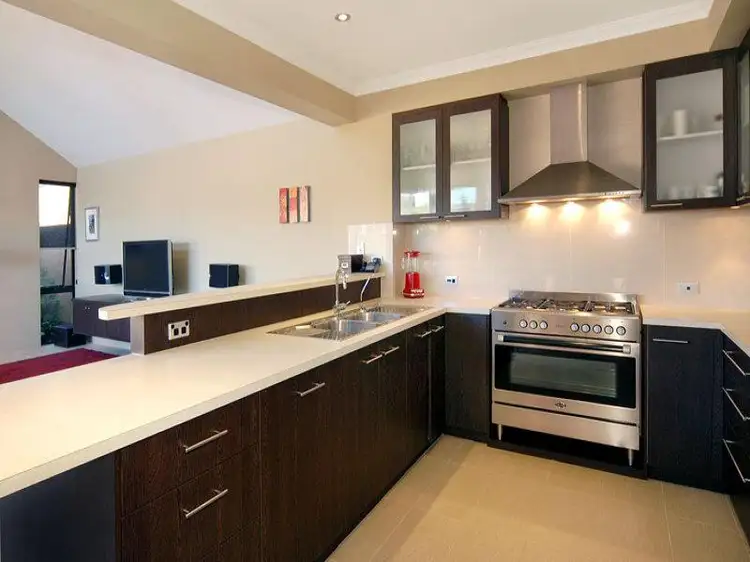 Second view of Homely house listing, 15/15 Parkfield St, Bunbury WA