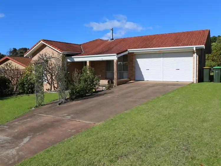 Second view of Homely house listing, 8 Emma Cl, Dalmeny NSW