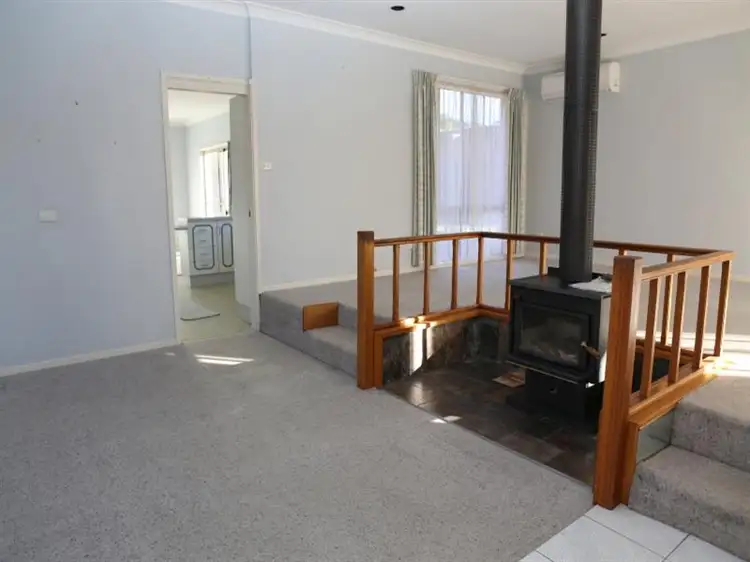 Fifth view of Homely house listing, 8 Emma Cl, Dalmeny NSW