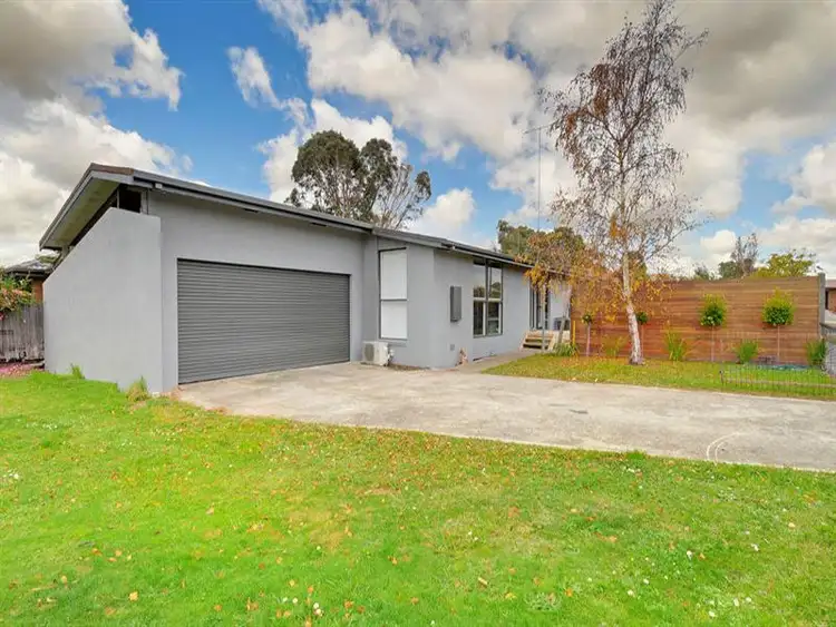 11 Ormond Rd, Traralgon VIC
