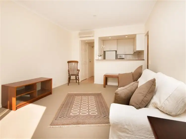 Second view of Homely apartment listing, 5/127 Macquarie St, St Lucia QLD