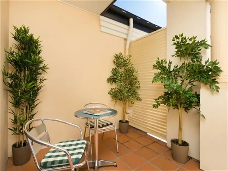 Sixth view of Homely apartment listing, 5/127 Macquarie St, St Lucia QLD