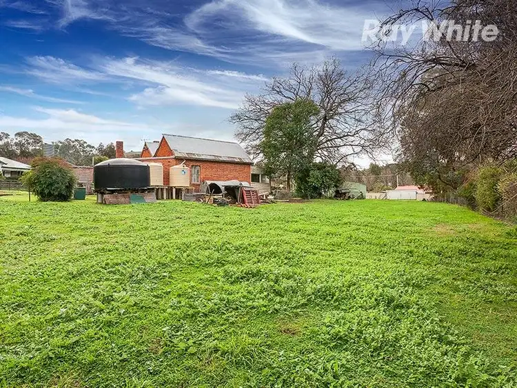Seventh view of Homely house listing, 3 Wise St, Bethanga VIC