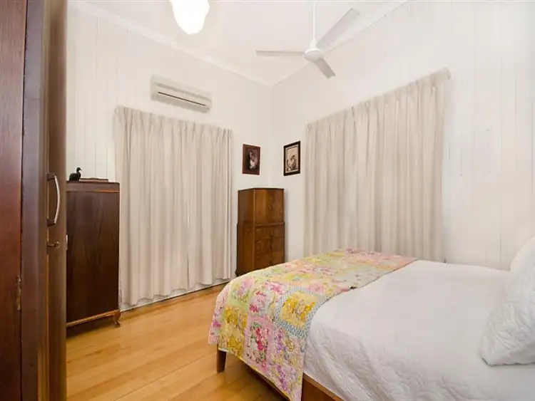 Fourth view of Homely house listing, 17 Princes Rd, Hyde Park QLD