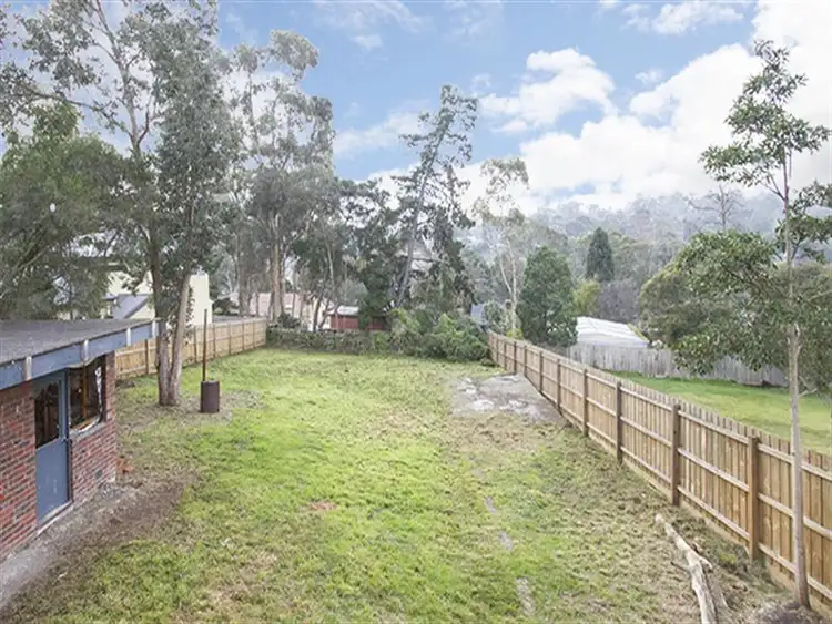 9 Doon Ct, Briar Hill VIC