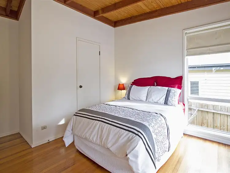 Sixth view of Homely house listing, 9 Doon Ct, Briar Hill VIC