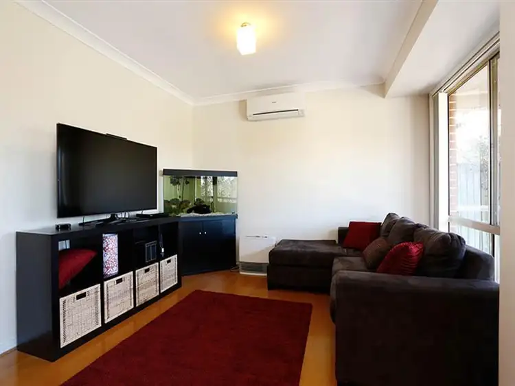 Second view of Homely house listing, 4/5 Shortland Cl, North Richmond NSW