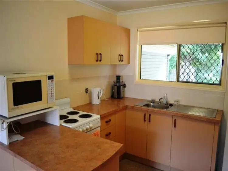 Fifth view of Homely house listing, 8 Lincolnfield St, Torquay QLD