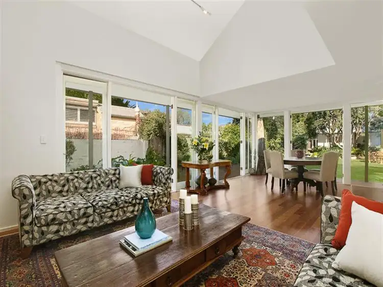 104 Mowbray Rd, Willoughby NSW