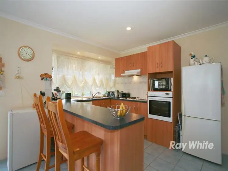 Fifth view of Homely house listing, 11 Thistlewood Pl, Cranbourne East VIC