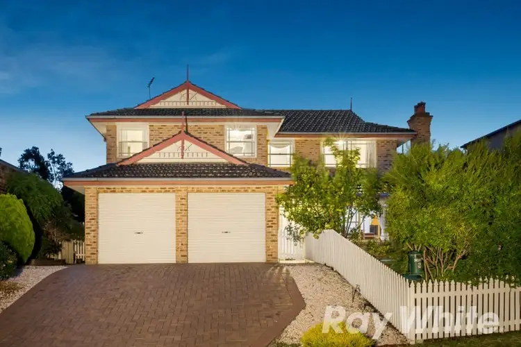 6 Orlando Close, Wantirna South VIC 3152