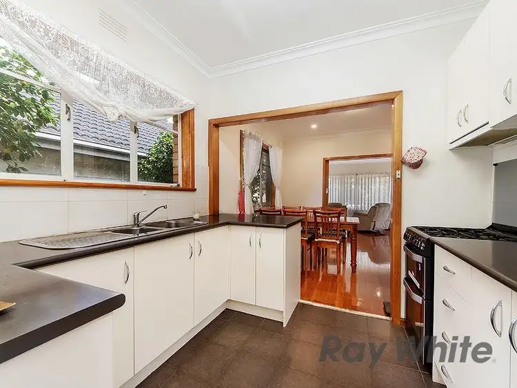 Seventh view of Homely house listing, 46 Millawa Avenue, St Albans VIC 3021