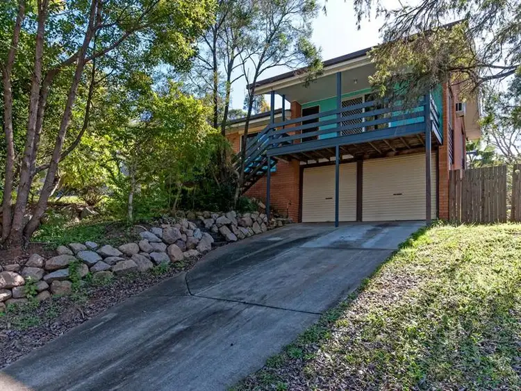 16 Surrey Rd, Bellbird Park QLD