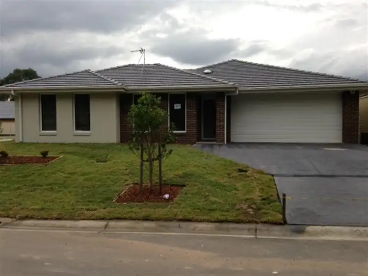 Main view of Homely house listing, 8 Genevieve Way, Edgeworth NSW