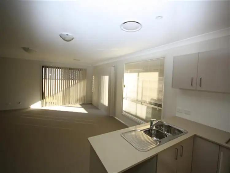 Fifth view of Homely house listing, 2 Genevieve Way, Edgeworth NSW