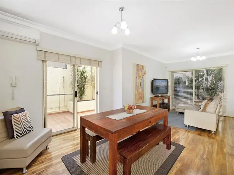 2/1 Montrose Rd, Abbotsford NSW