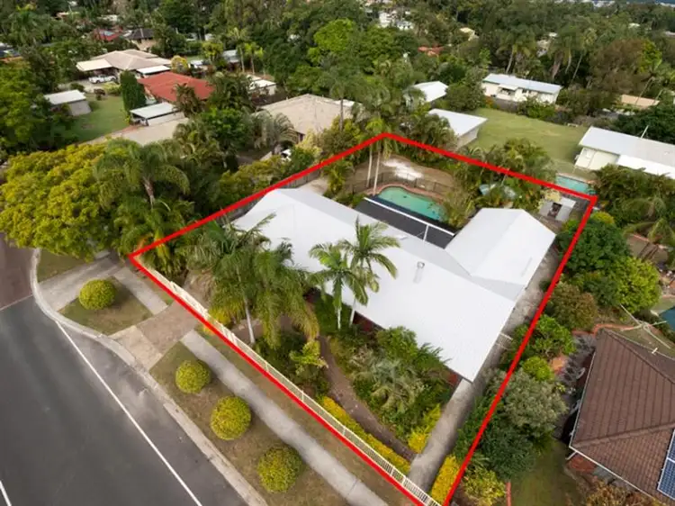 3 SUNNINGDALE Ave, Rochedale South QLD