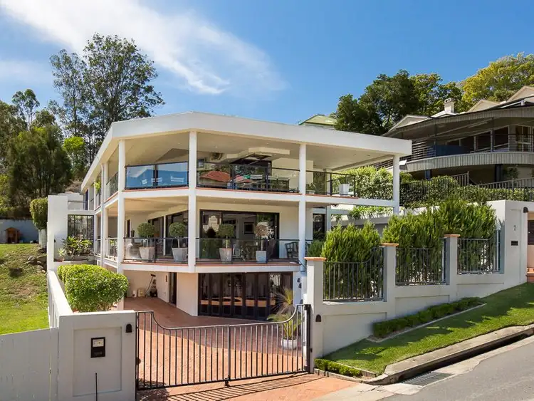 7 Wendell Street, Norman Park QLD 4170