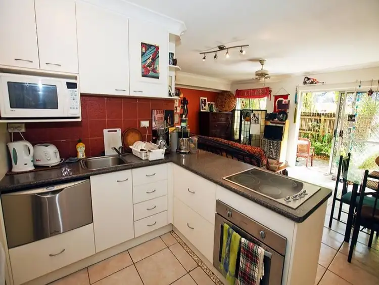 Fourth view of Homely unit listing, 2/32 MOWBRAY St, Port Douglas QLD