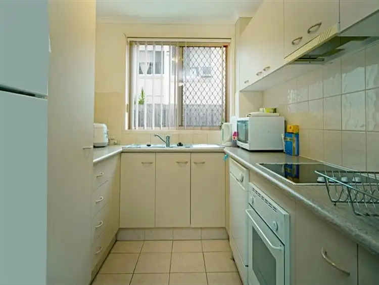 Fourth view of Homely apartment listing, 2/47 Bauer St, Southport QLD