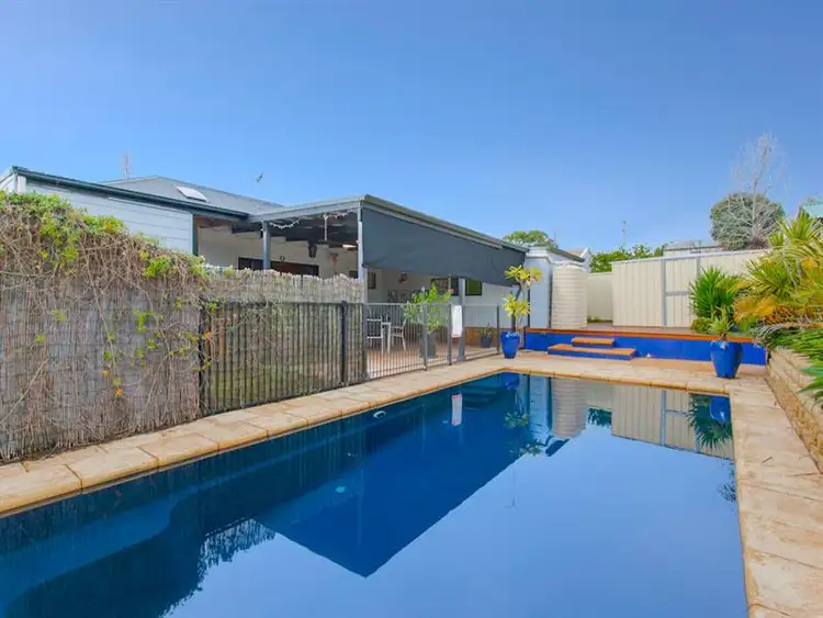 25 Middle St, Cardiff South NSW