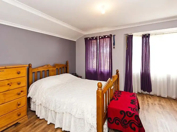Fourth view of Homely house listing, 15 Eddy Cl, Leda WA