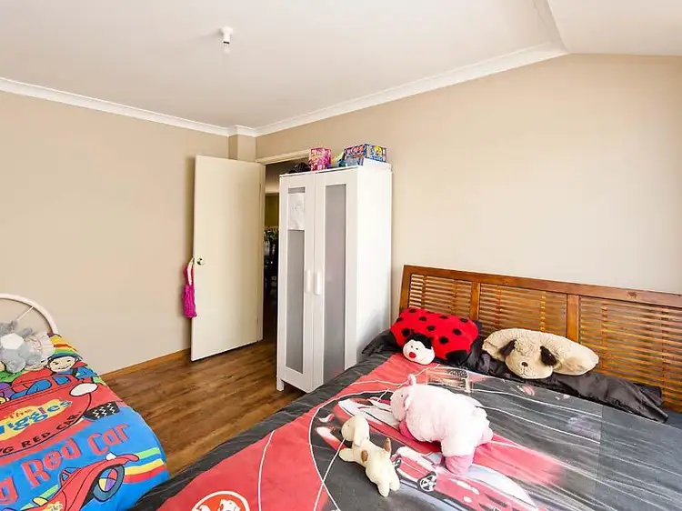 Seventh view of Homely house listing, 15 Eddy Cl, Leda WA