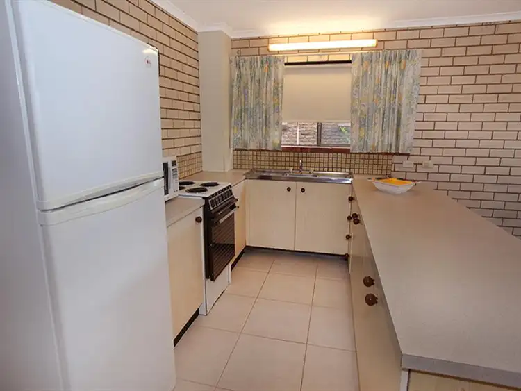 Sixth view of Homely unit listing, 1/6 Akeringa Pl, Mooloolaba QLD