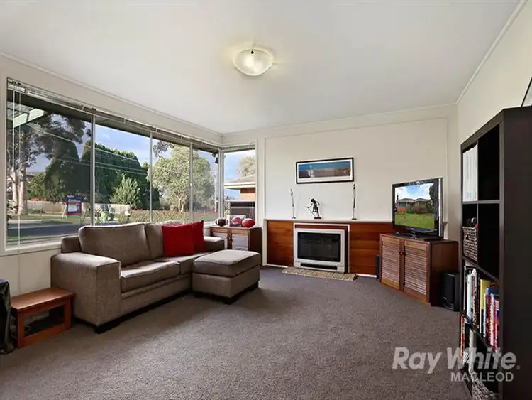 65 Greenwood Dr, Bundoora VIC
