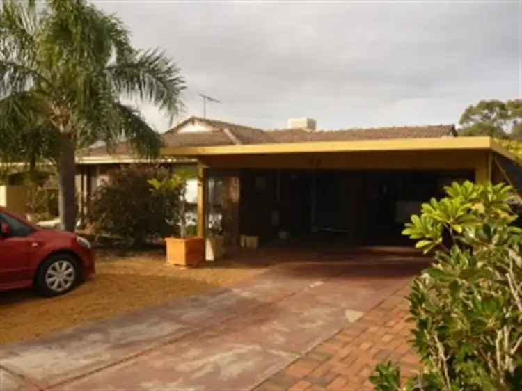 Second view of Homely house listing, 32 Ellesmere Rd, Swan View WA