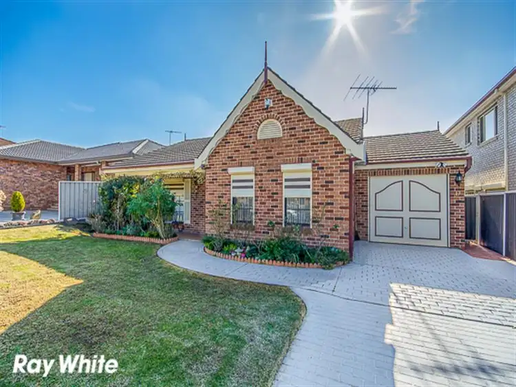 6 Salter Rd, Bossley Park NSW