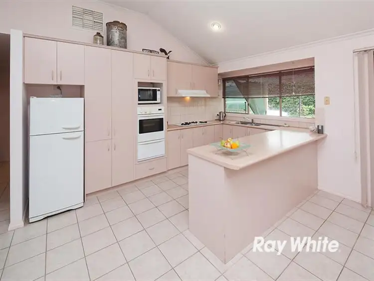 Seventh view of Homely house listing, 20 Wattle Bird Way, Langwarrin VIC