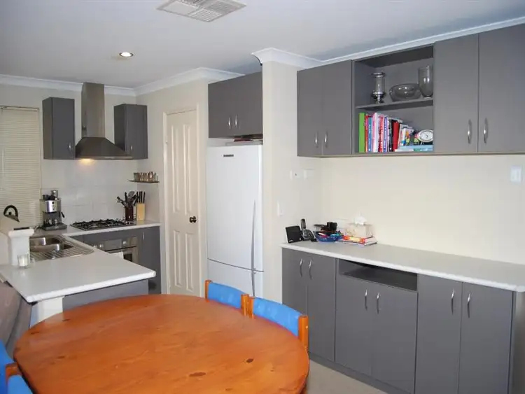 Second view of Homely house listing, 6/162 Hicks St, Gosnells WA