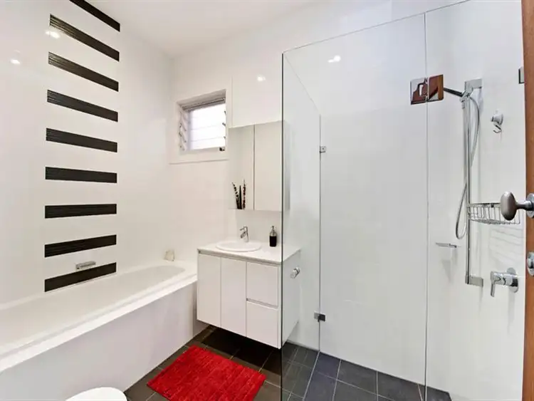 Seventh view of Homely house listing, 18 Roe St, North Bondi NSW