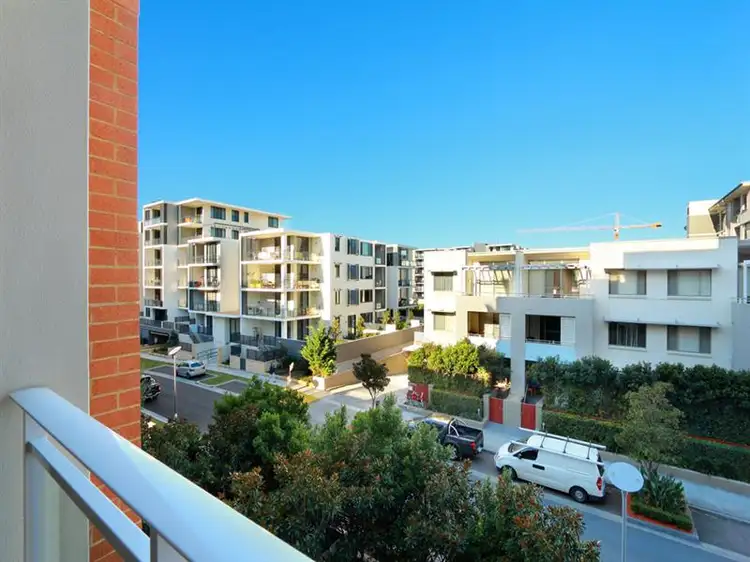 405/1 Stromboli Straight, Wentworth Point NSW