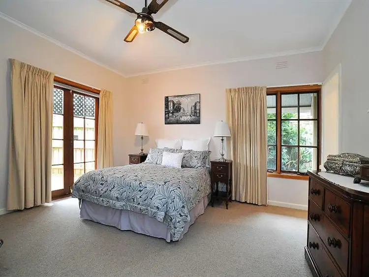 Fourth view of Homely house listing, 1/18 Endeavour St, Mitcham VIC