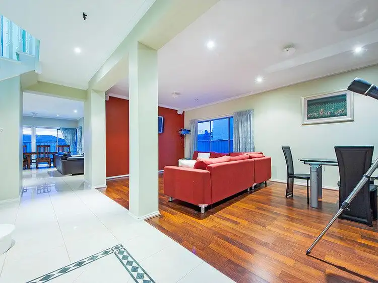 Fifth view of Homely house listing, 28 Caradon Dr, Truganina VIC